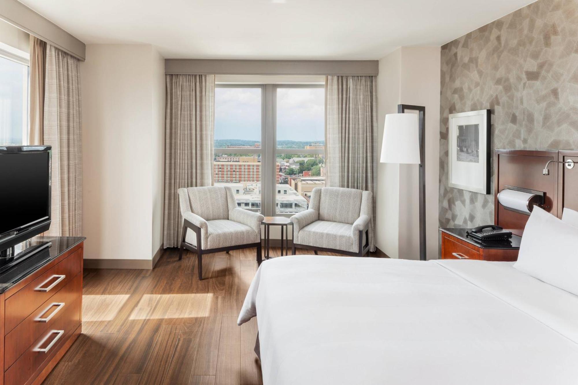 Lancaster Marriott at Penn Square Hotell Exteriör bild