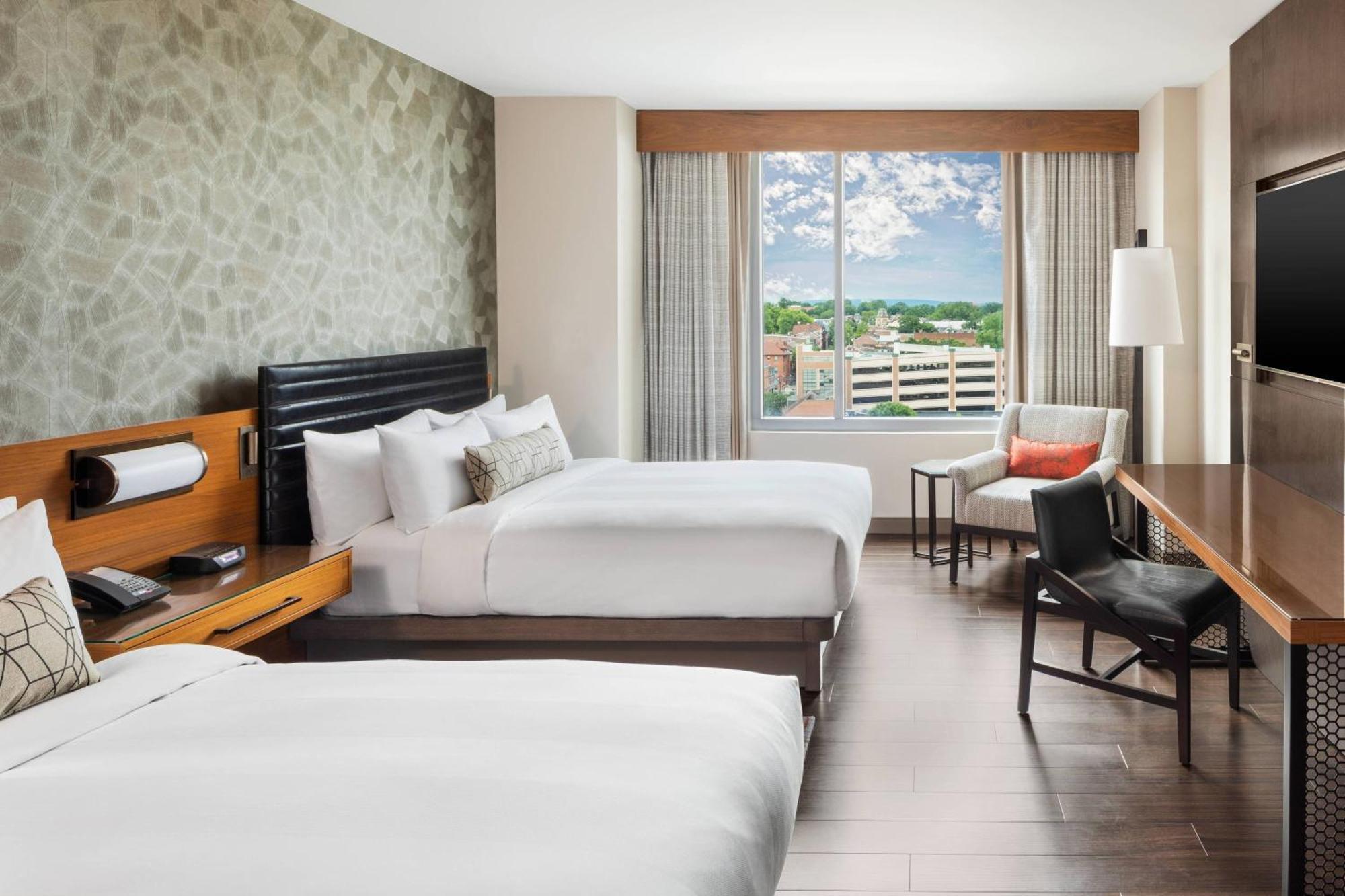 Lancaster Marriott at Penn Square Hotell Exteriör bild